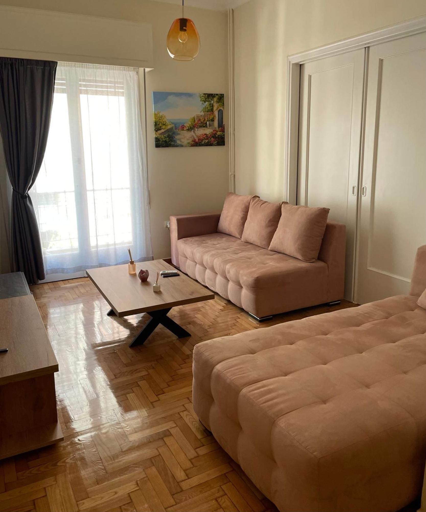 Spacious Apartment Near Panormou Metro Athens Luaran gambar